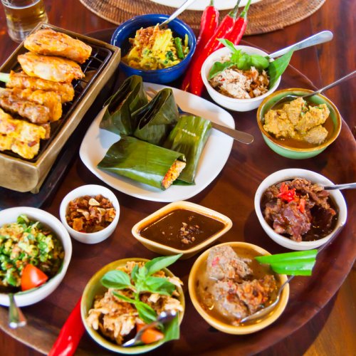 5 Rekomendasi Makanan Khas Semarang Harus Coba