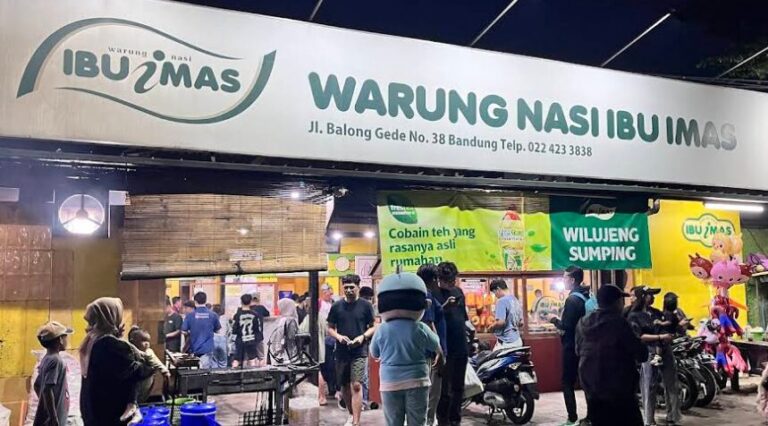 Warung Nasi Ibu Imas, Surga Kuliner Rumahan di Tengah Kota Bandung