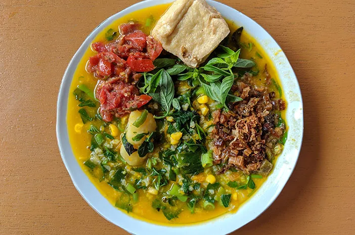 Bubur Manado: Hidangan Tradisional yang Menggugah Selera