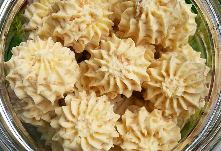 Kue Sagu: Camilan Tradisional dengan Rasa dan Nilai Budaya