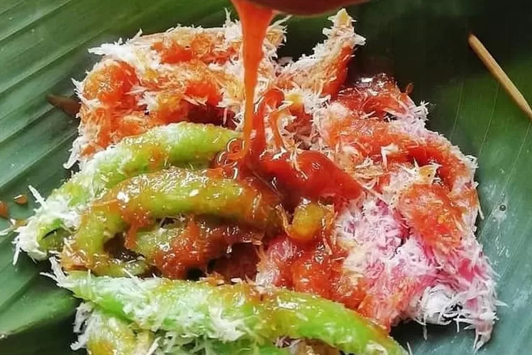 Cenil, Jajanan Tradisional yang Manis, Gurih, dan Kenyal