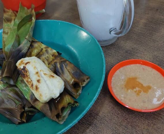 Rahasia Kelezatan dan Kearifan Lokal Otak-Otak Bangka