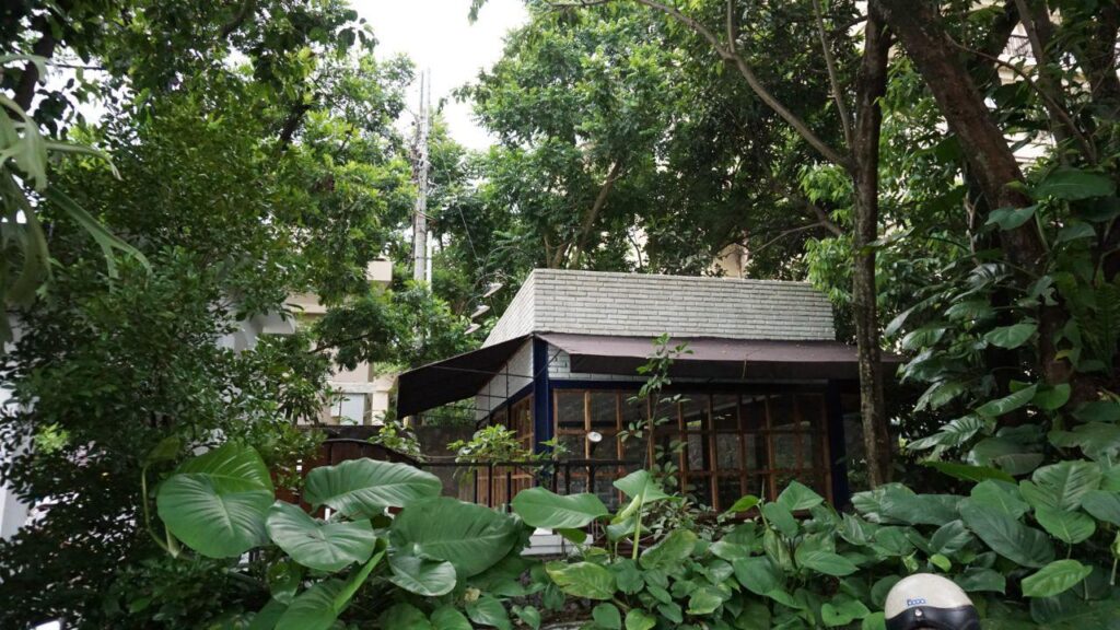 Tugu Lor