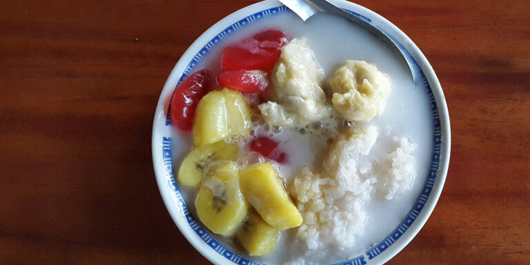 Mencicipi Kesegaran Es Kolak Durian Khas Medan