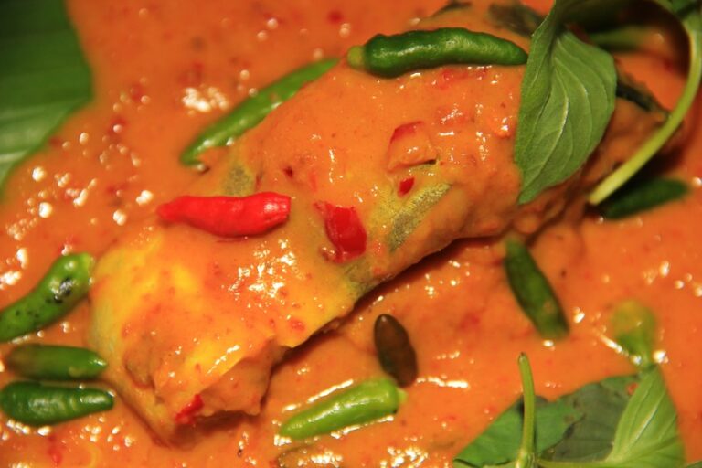 Brengkes Tempoyak: Perpaduan Kuliner Bahari dan Warisan Sriwijaya